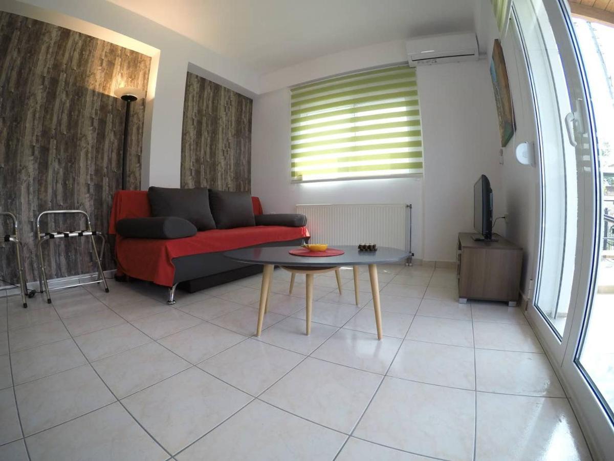 Queen Super Beauty Apartment Ioannina Exterior photo